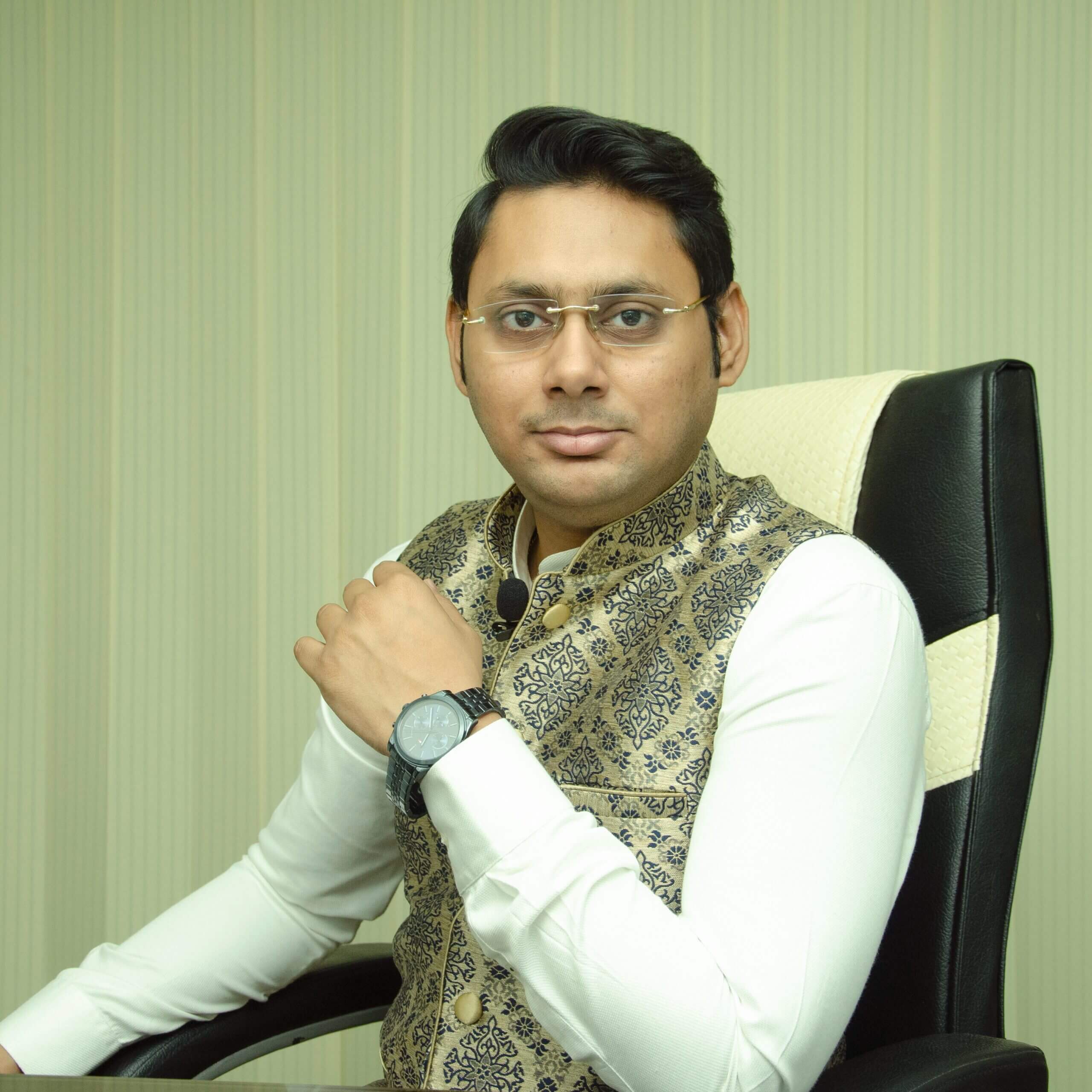 top astrologer debraj acharya